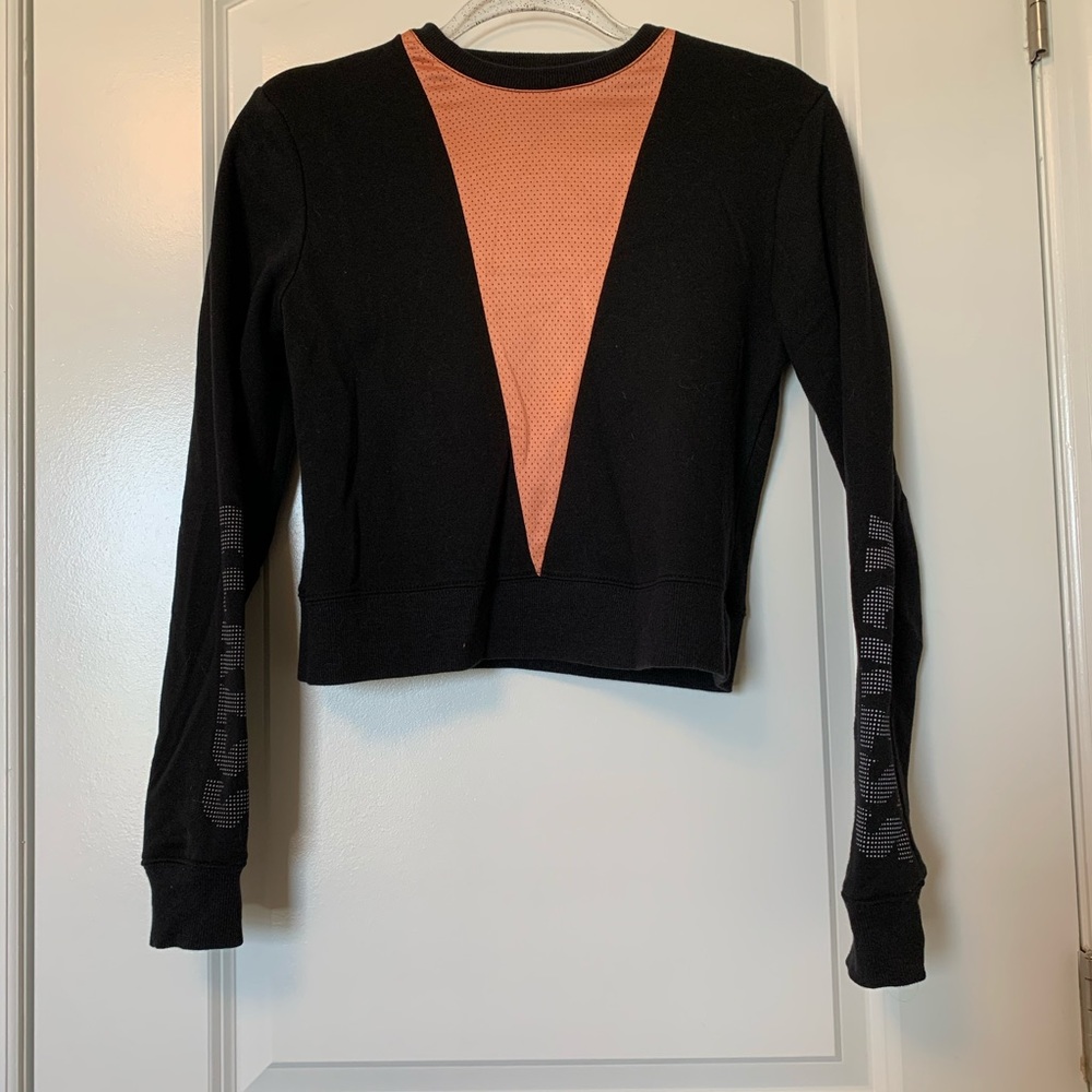 Y&R black and pink long sleeve